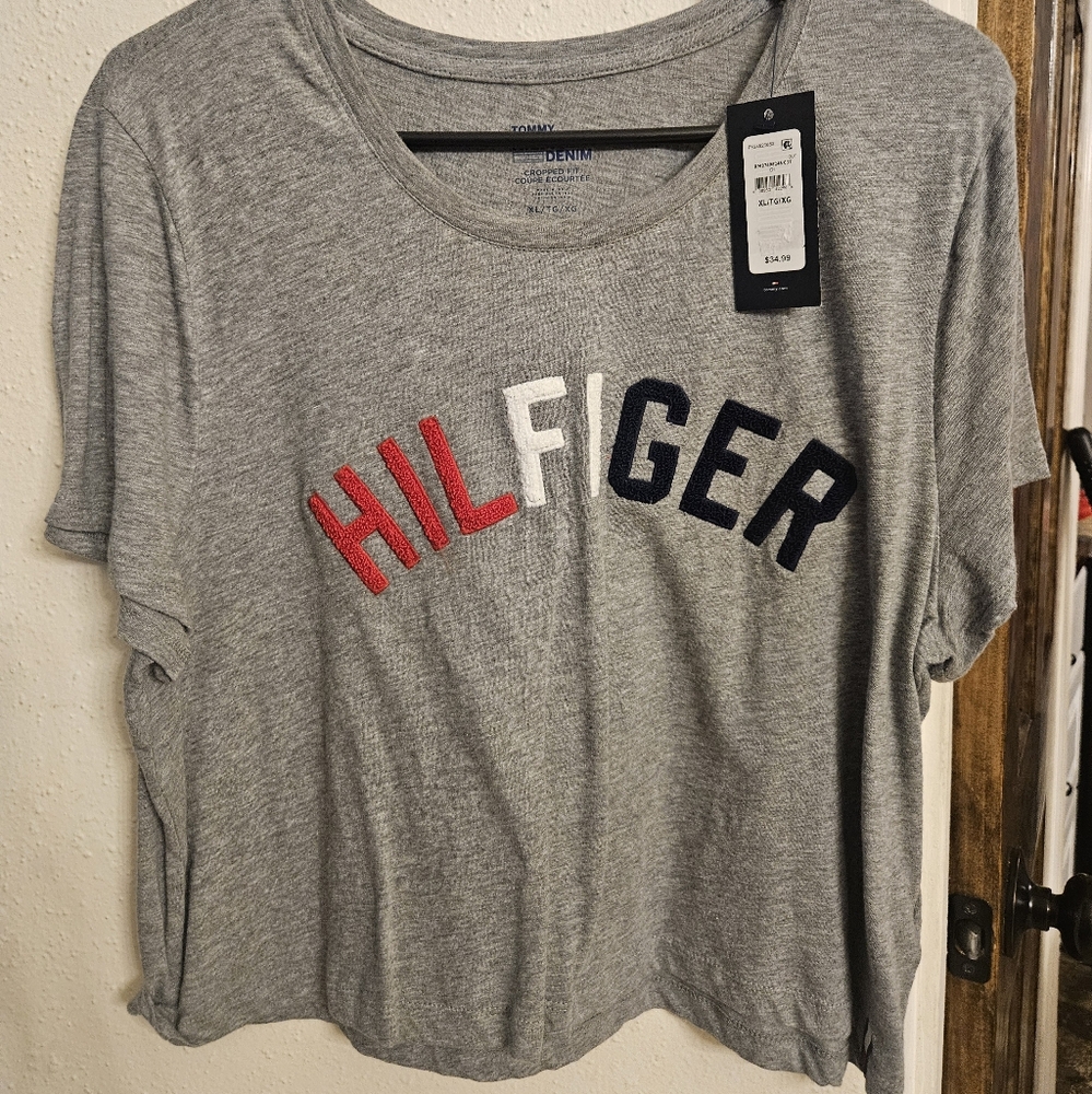 Tommy Hilfiger Heather Gray Crop Tee with Bold Logo Size XL